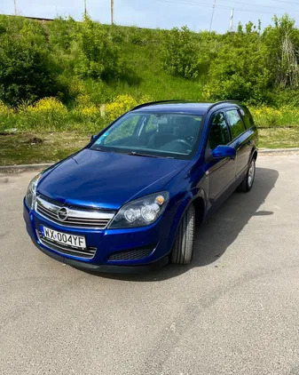 świętokrzyskie Opel Astra cena 13600 przebieg: 263468, rok produkcji 2007 z Warszawa